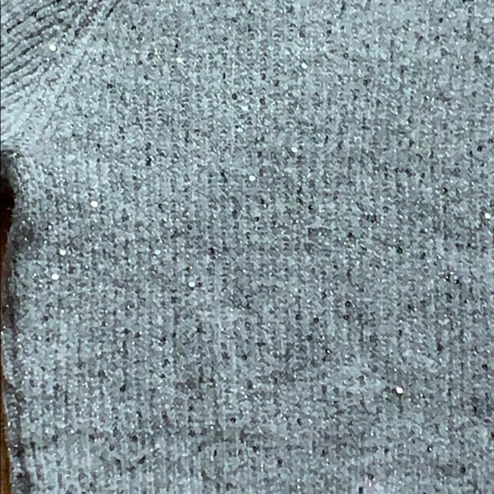 Express Sweater - Picture 3 of 3